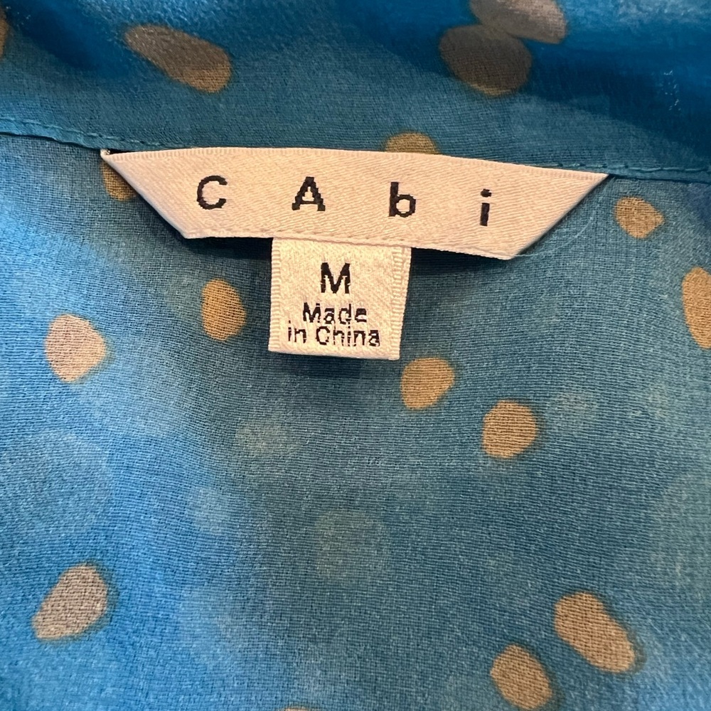 CAbi Women's Sz M Blue Ombre
Spotted Print Semi Sheer Cap Snap closure Faux Wrap - Picture 7 of 15